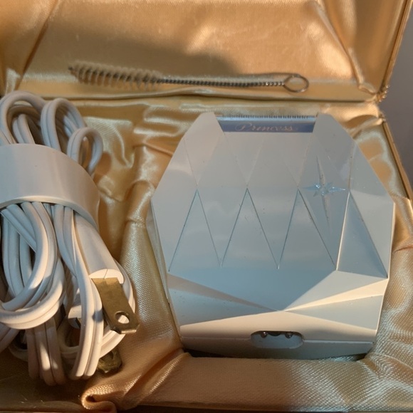 Vintage MCM Remington Ladies Electric Shaver Cute Retro Display Piece EVC - Picture 3 of 11